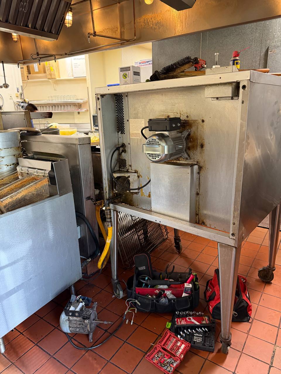Blodgett commercial oven opened up during the failed motor repair